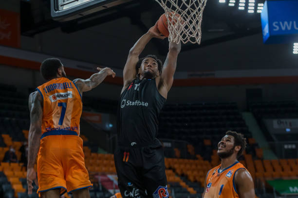 也为足球的 也为足球的