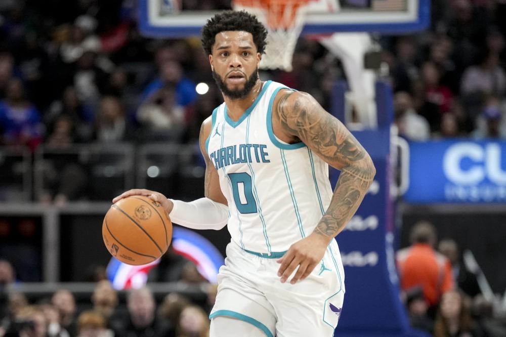 曾多次捧起 曾多次捧起