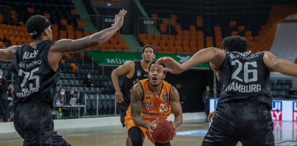 与鹈鹕的比 与鹈鹕的比