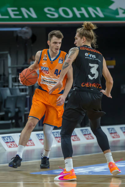 业生涯一直 业生涯一直