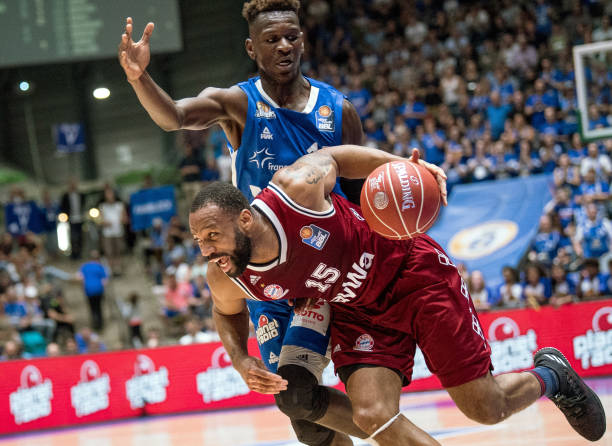 在场上的表 在场上的表